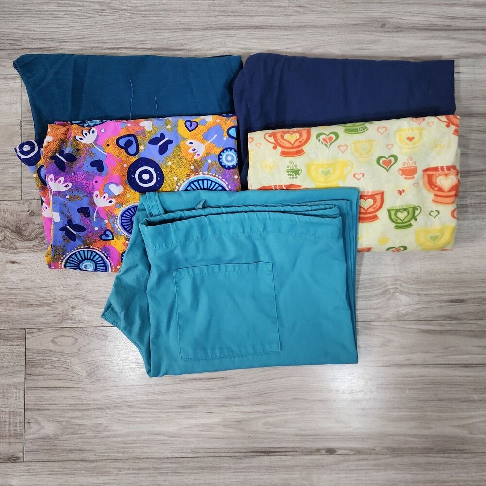 Women's Scrub Tops & Bottom Size L Lot of 5